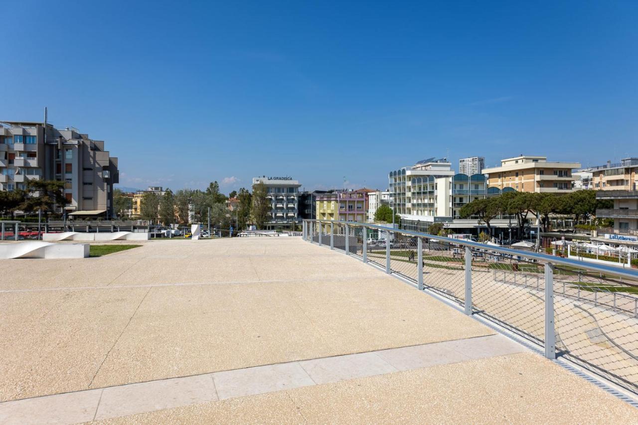 Bilocale Con Giardino A 200Mt Dal Mare - Homeunity Rimini Luaran gambar